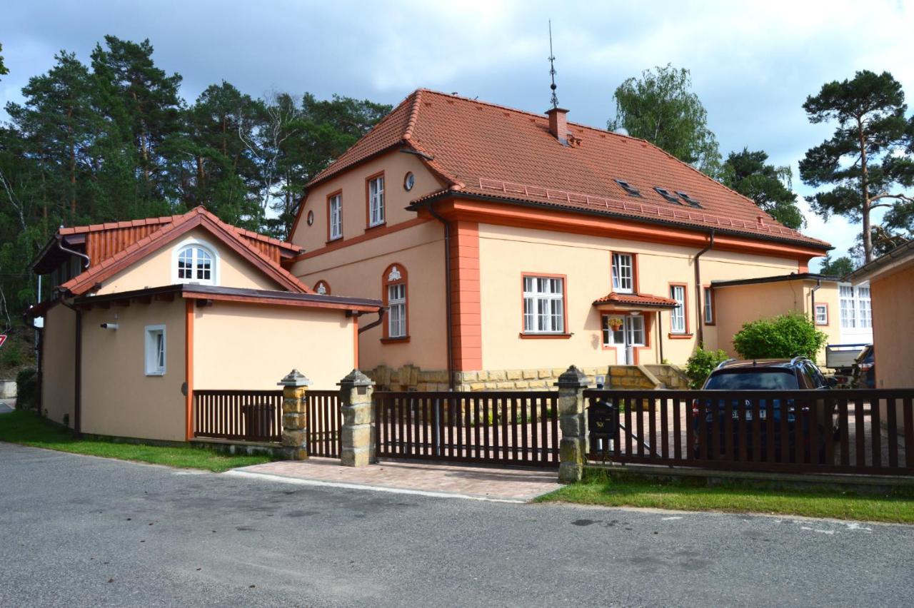 Splavsky Zamecek Apartment Stare Splavy Luaran gambar
